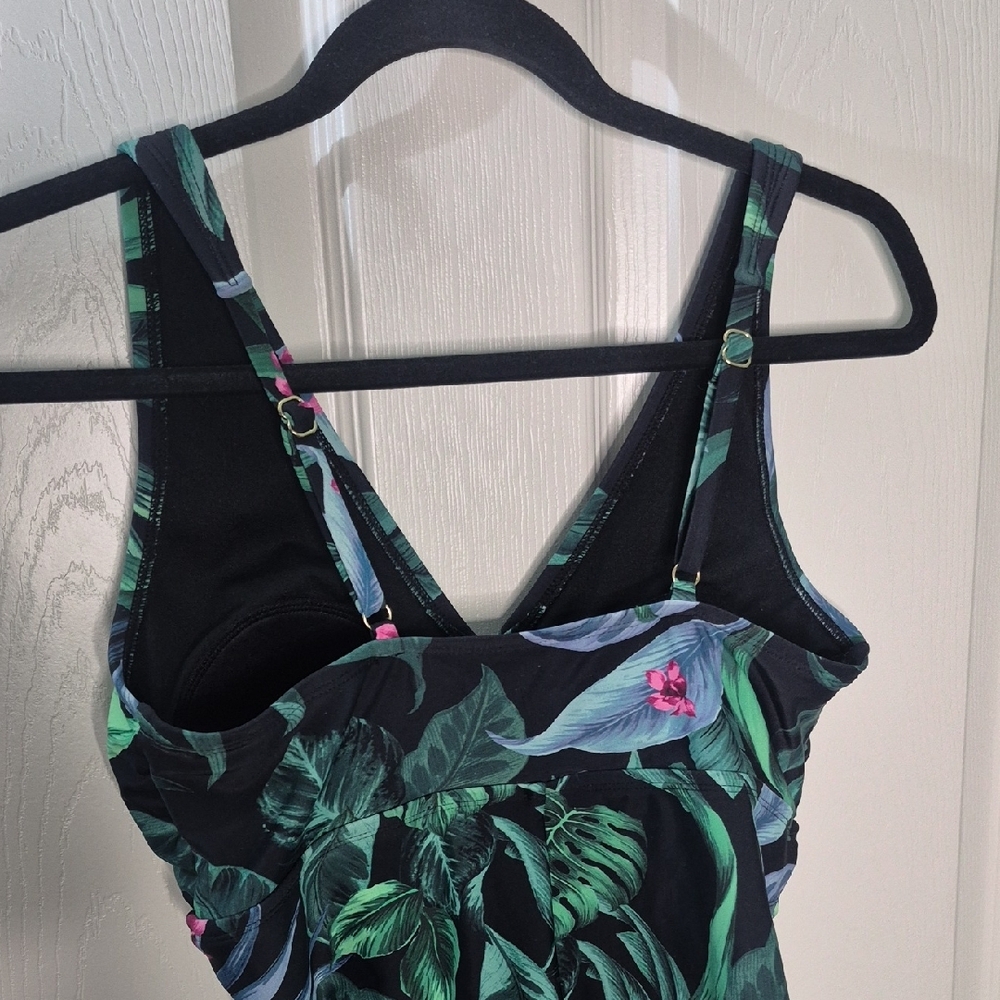 Kona Sol Floral One Piece Swimsuit - Picture 4 of 6